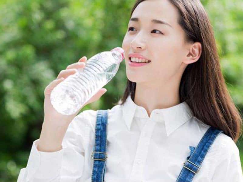 Uống nước thường xuyên tốt cho sức khỏe